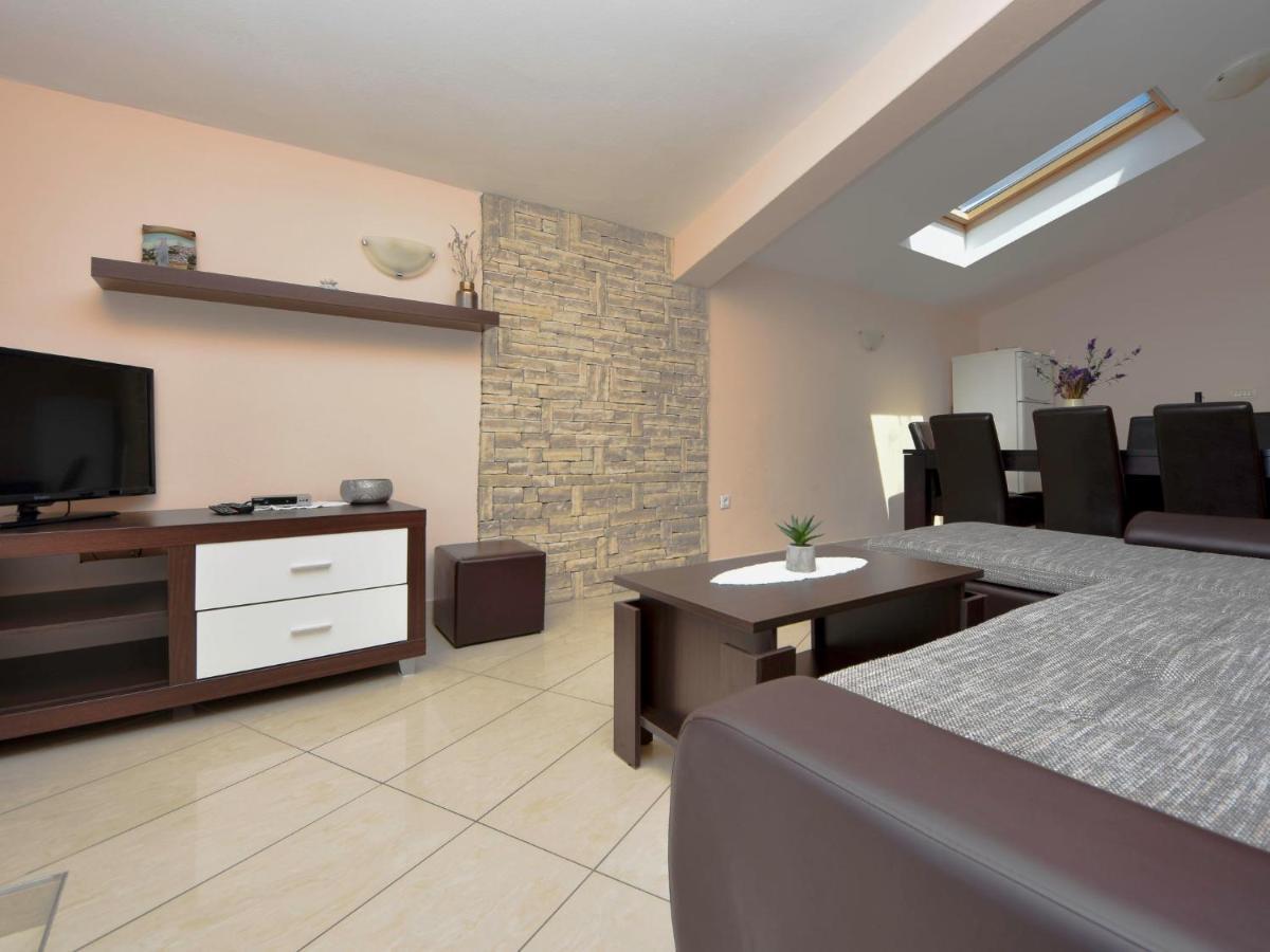 Apartment Tanja By Interhome มาสเลนีซา ภายนอก รูปภาพ