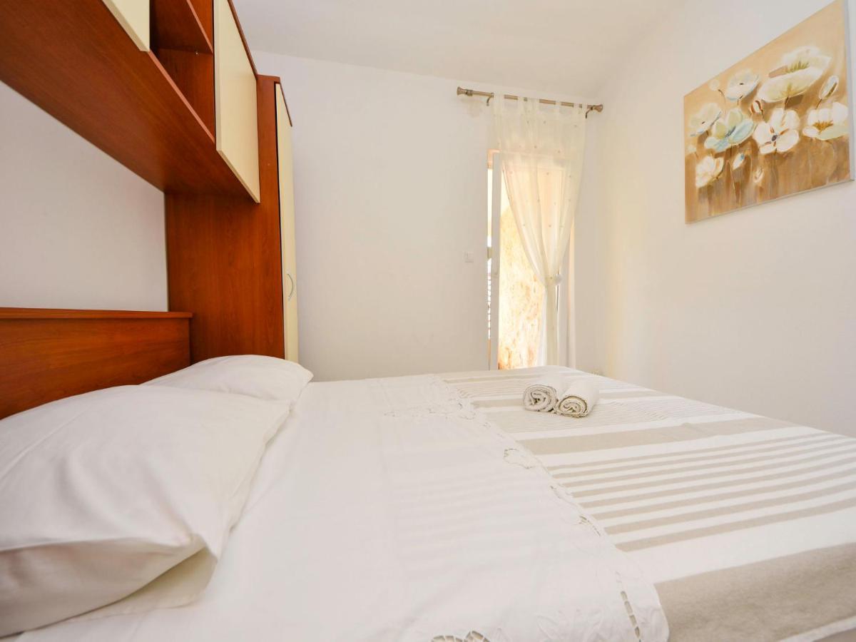 Apartment Tanja By Interhome มาสเลนีซา ภายนอก รูปภาพ